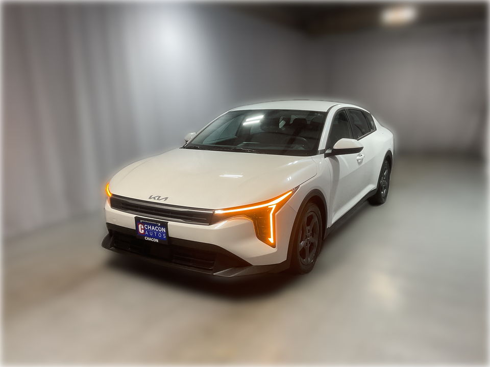 2025 Kia K4 LX