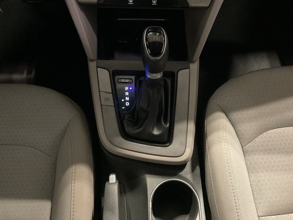 2017 Hyundai Elantra Value Edition 6A
