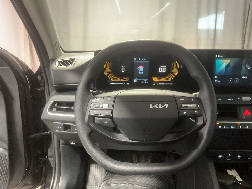 2025 Kia K4 LX