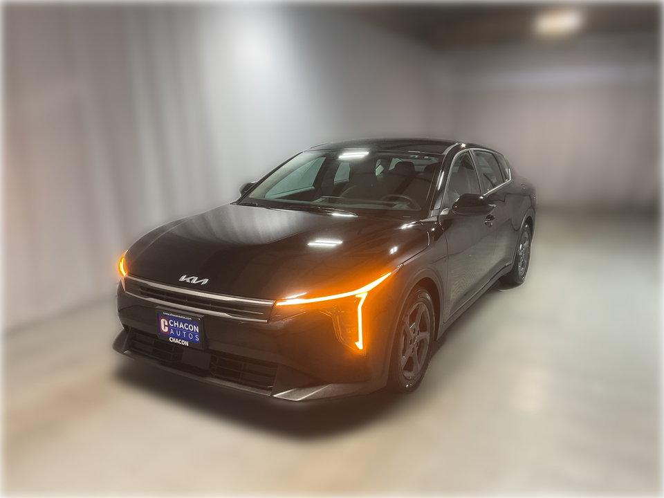 2025 Kia K4 LX