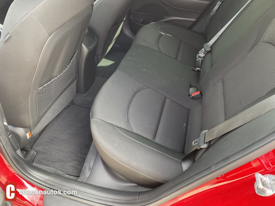 2019 Hyundai Elantra GT Base 6A