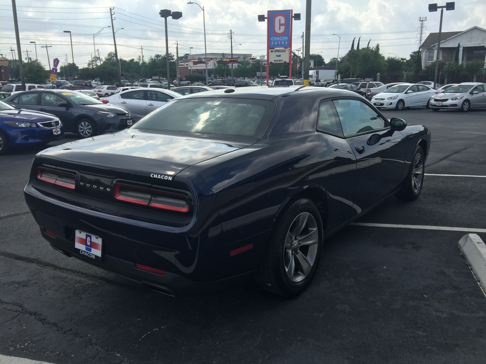 2016 Dodge Challenger SXT