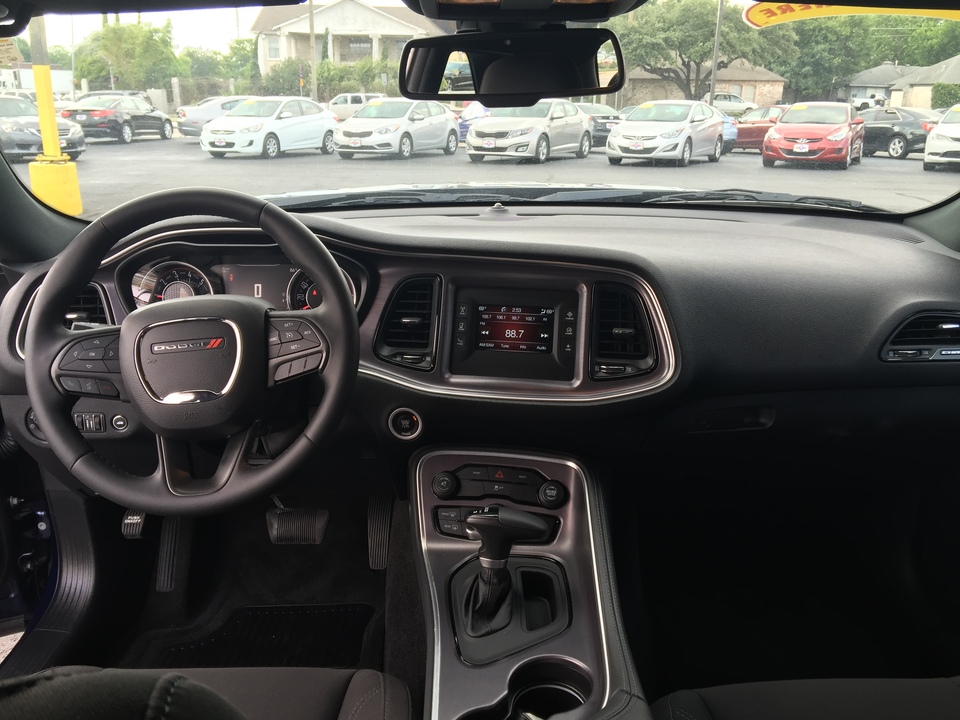 2016 Dodge Challenger SXT