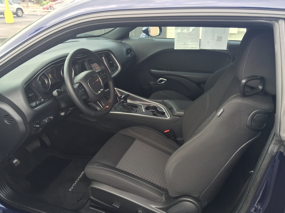 2016 Dodge Challenger SXT