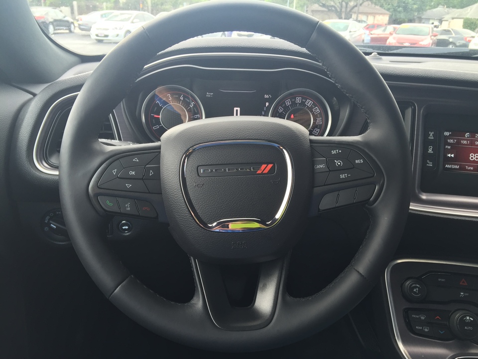 2016 Dodge Challenger SXT