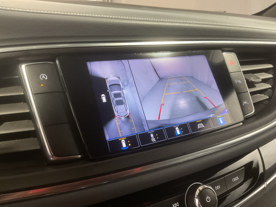 2024 Buick Enclave Essence FWD