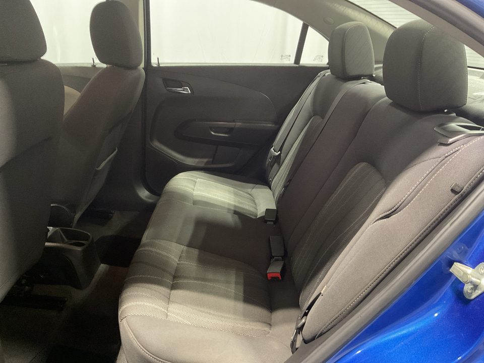 2020 Chevrolet Sonic LT Auto Sedan