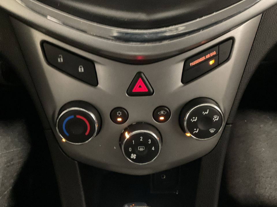 2020 Chevrolet Sonic LT Auto Sedan
