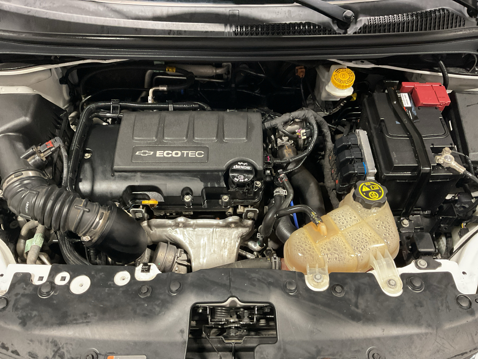 2020 Chevrolet Sonic LT Auto Sedan