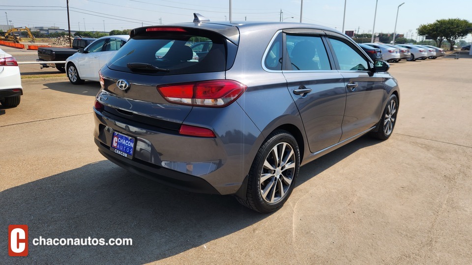 2019 Hyundai Elantra GT Base 6A