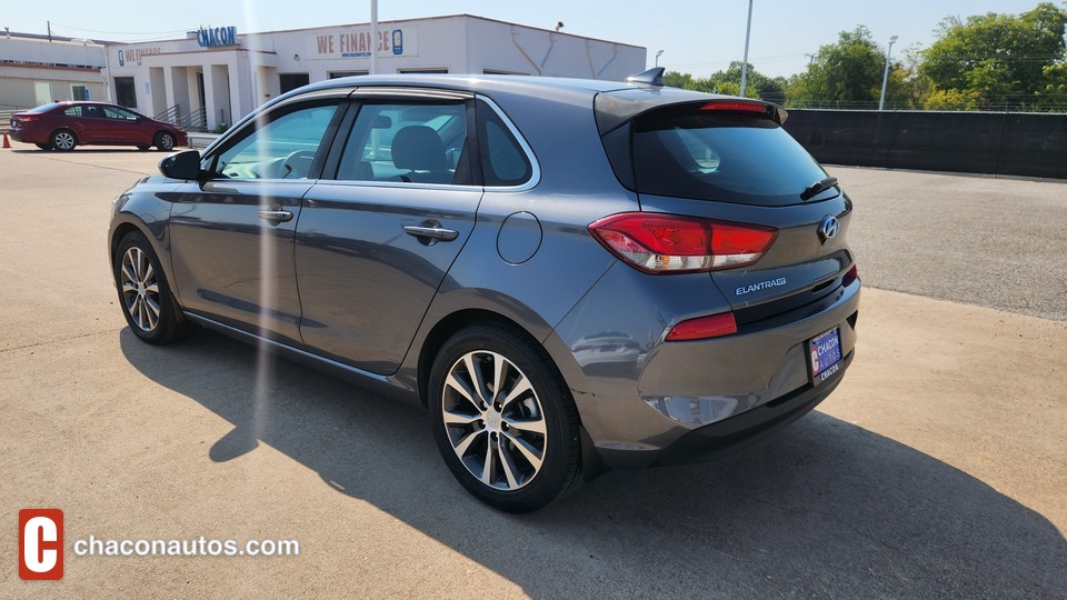 2019 Hyundai Elantra GT Base 6A