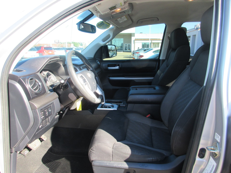 2016 Toyota Tundra SR5 4.6L V8 Double Cab 2WD