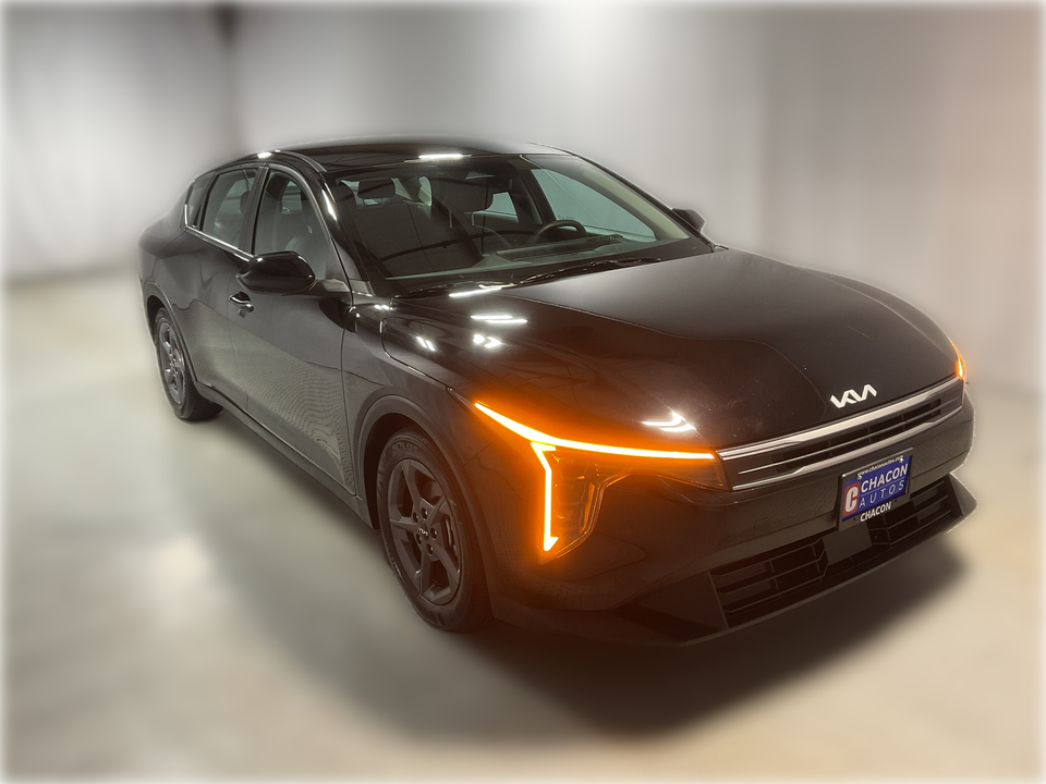 2025 Kia K4 LX