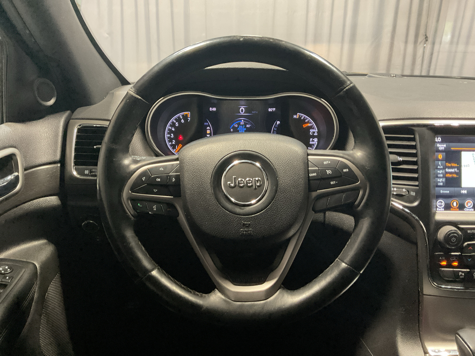 2018 Jeep Grand Cherokee Laredo 2WD