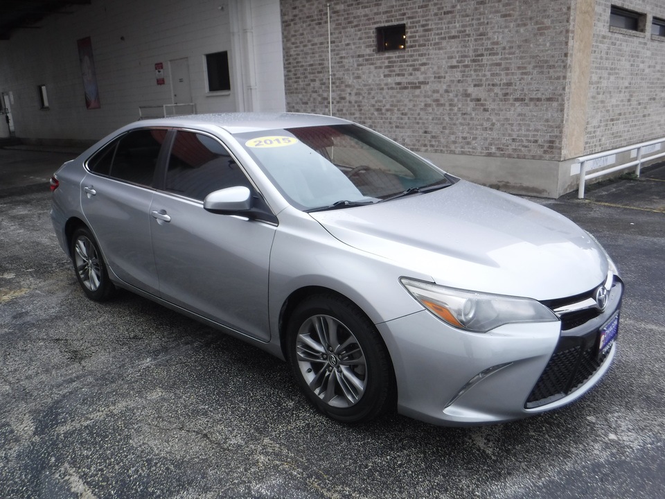 Used 2015 Toyota Camry SE for Sale - Chacon Autos