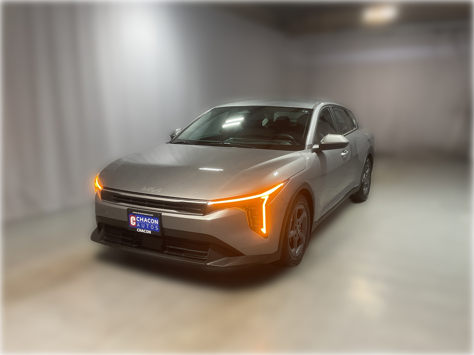 2025 Kia K4 LX