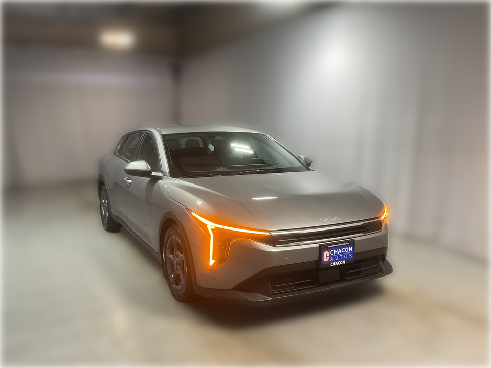 2025 Kia K4 LX