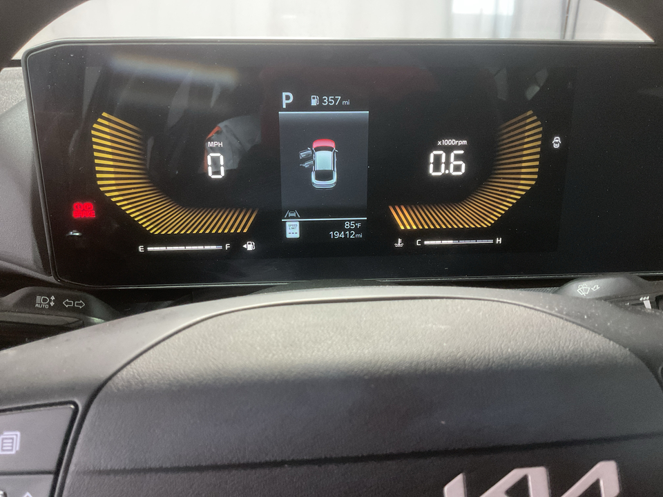 2025 Kia K4 LX