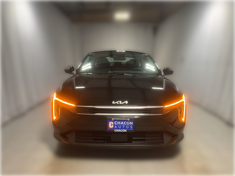 2025 Kia K4 LX