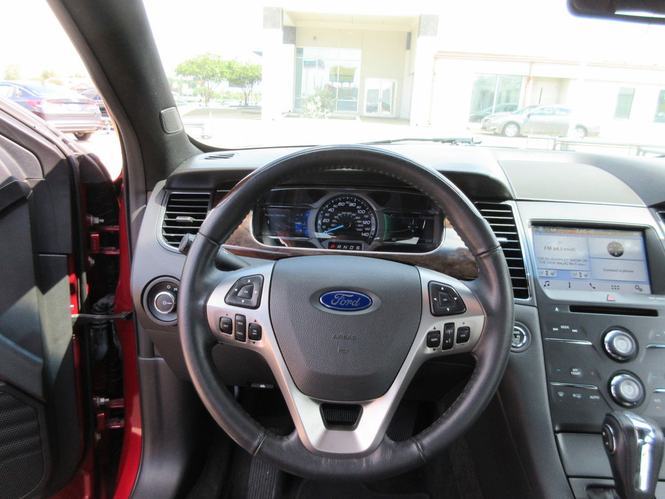 2016 Ford Taurus Limited FWD