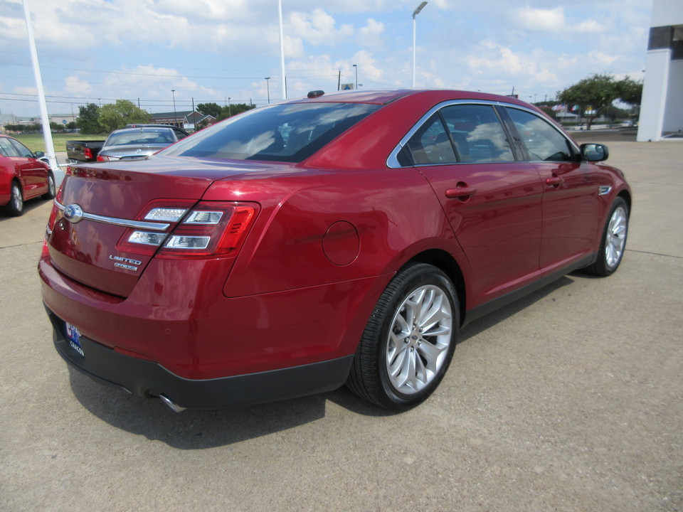 2016 Ford Taurus Limited FWD