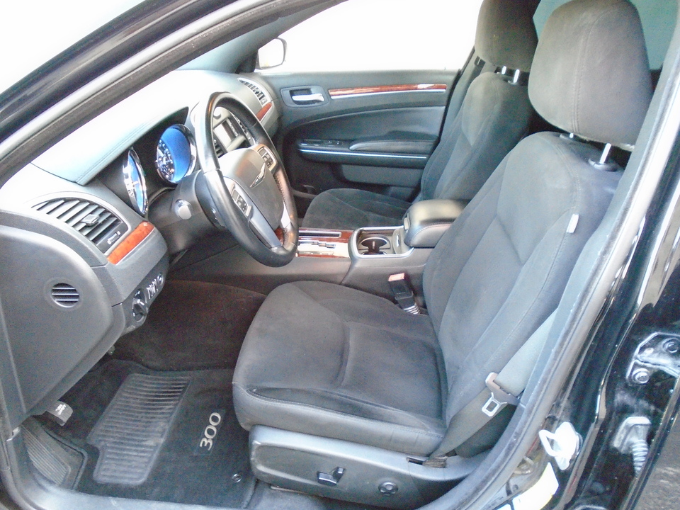 2012 Chrysler 300 Base