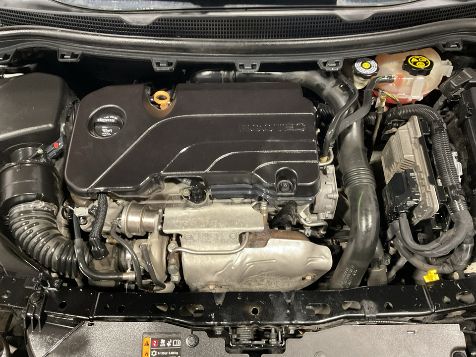 2019 Chevrolet Cruze LT Auto