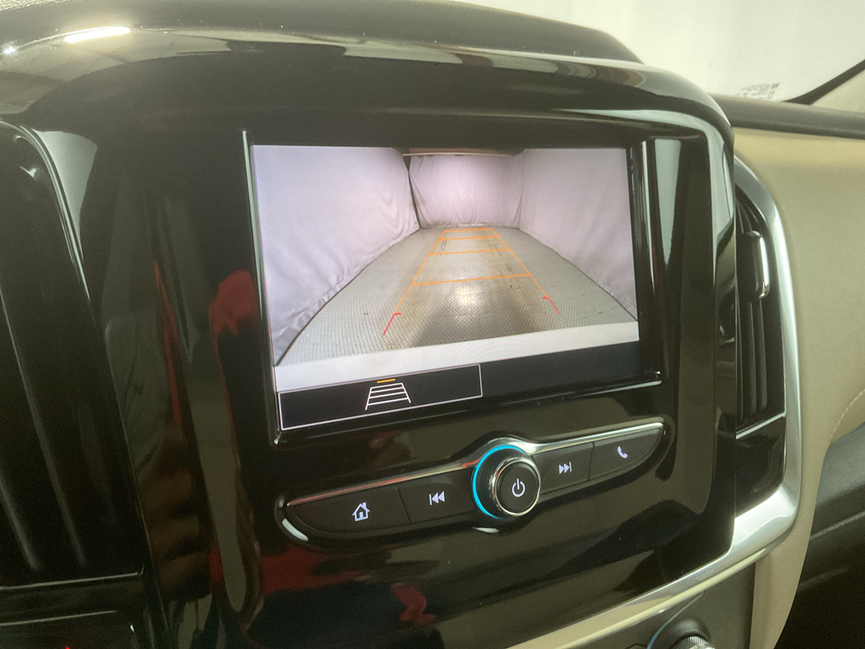 2023 Chevrolet Traverse LS FWD