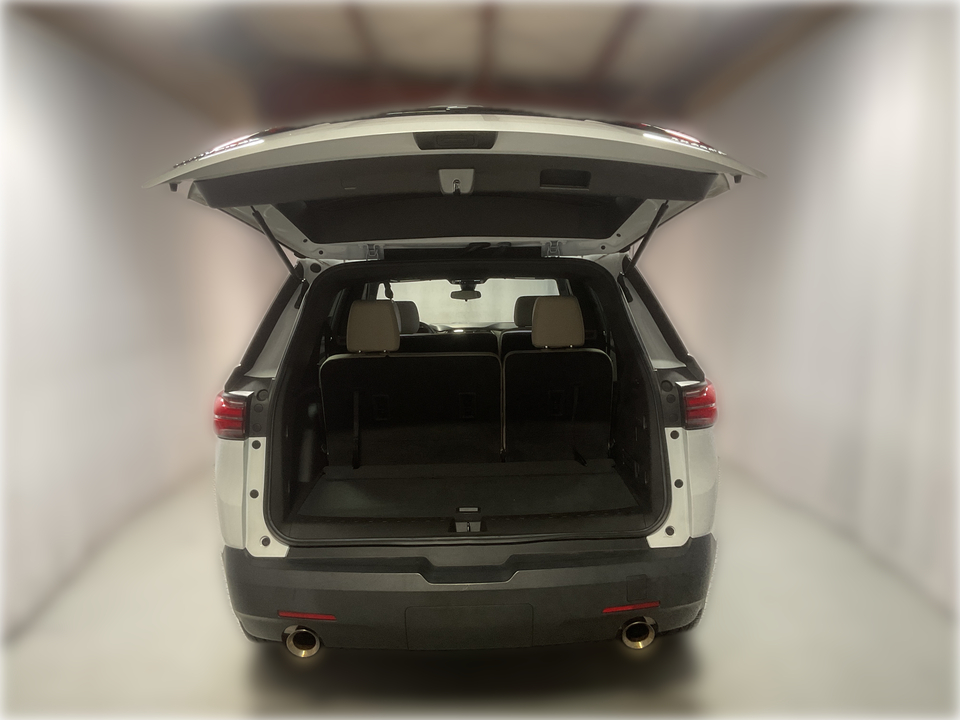 2023 Chevrolet Traverse LS FWD
