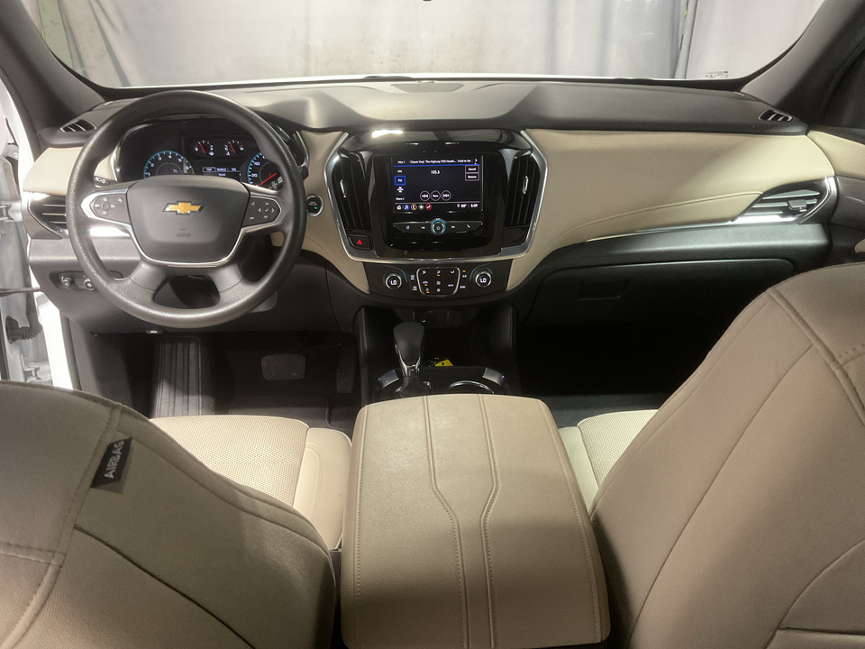 2023 Chevrolet Traverse LS FWD