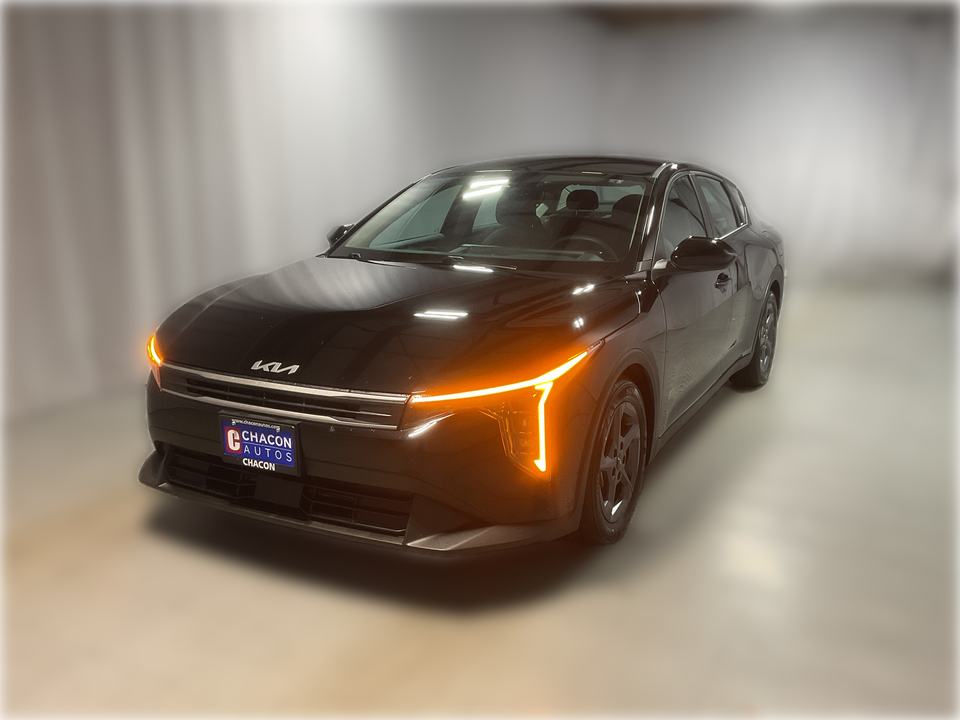 2025 Kia K4 LX