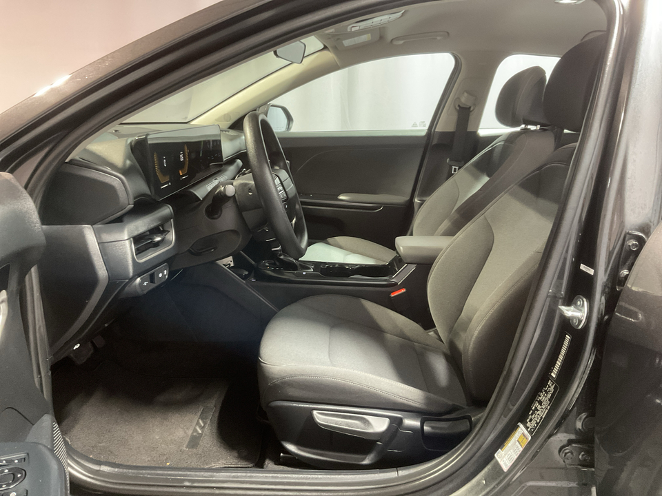 2025 Kia K4 LX