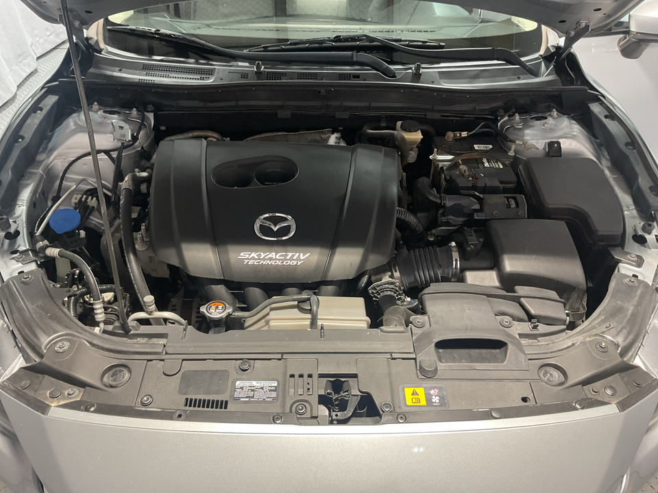2017 Mazda MAZDA3 i Sport AT 5-Door