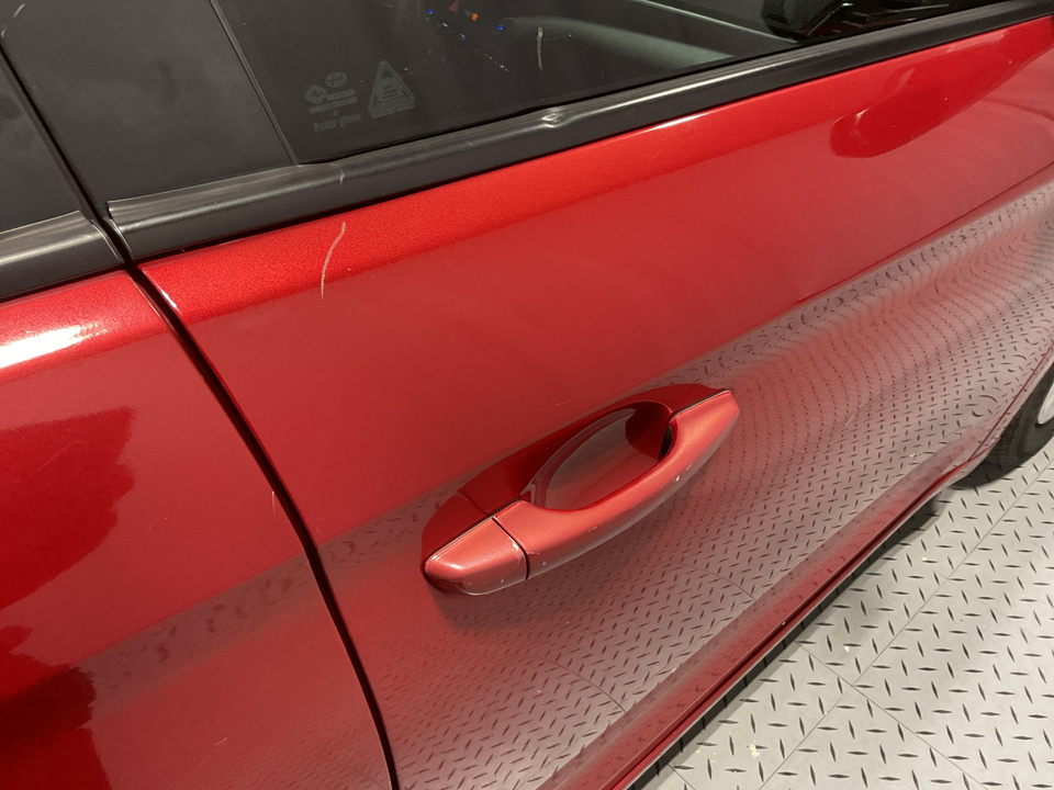 2017 Hyundai Elantra SE 6AT