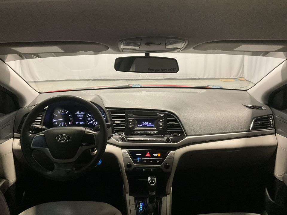 2017 Hyundai Elantra SE 6AT