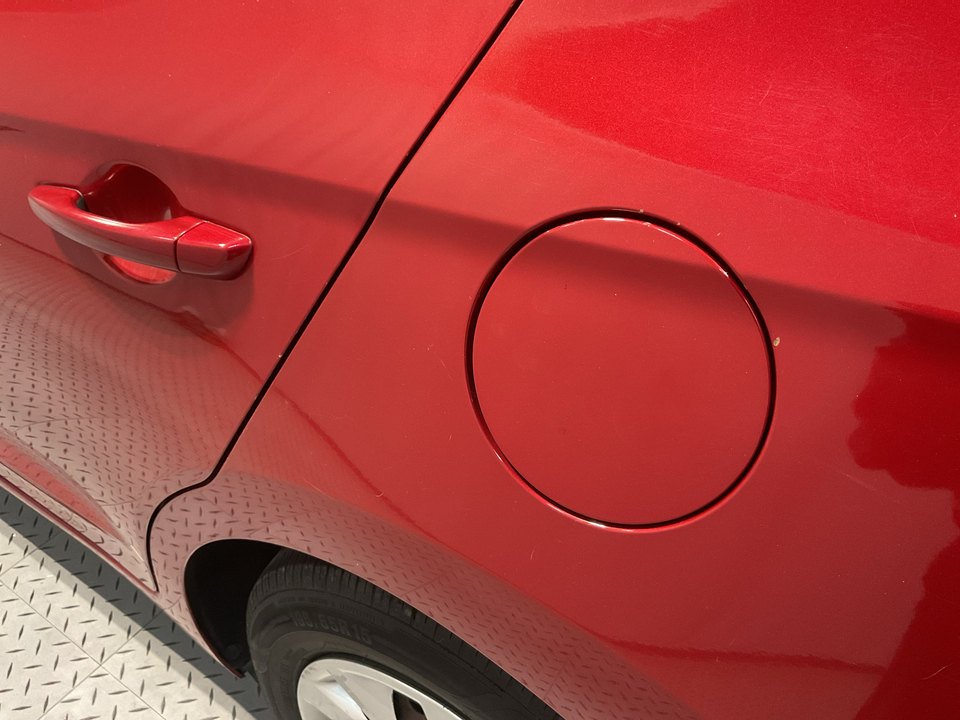 2017 Hyundai Elantra SE 6AT