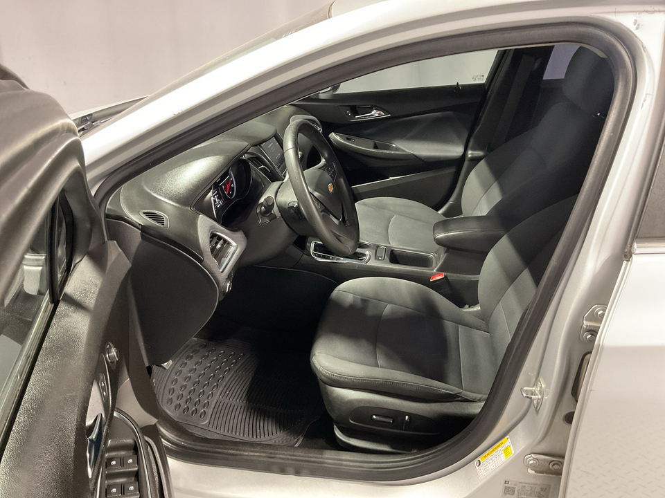 2019 Chevrolet Cruze LT Auto