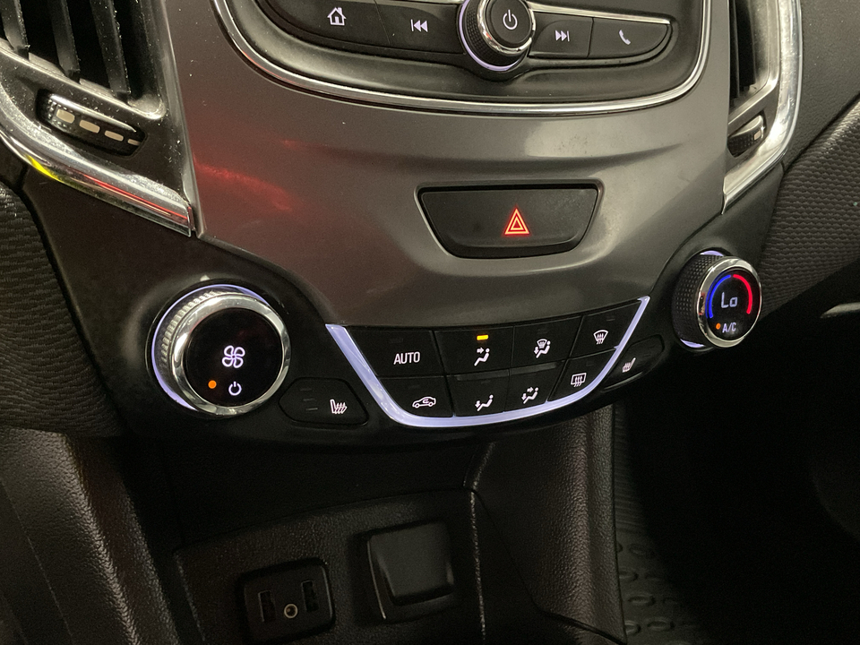 2019 Chevrolet Cruze LT Auto