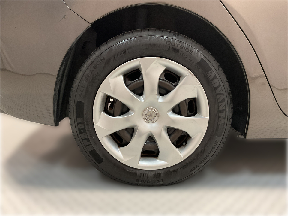 2017 Mazda MAZDA3 i Sport AT 4-Door