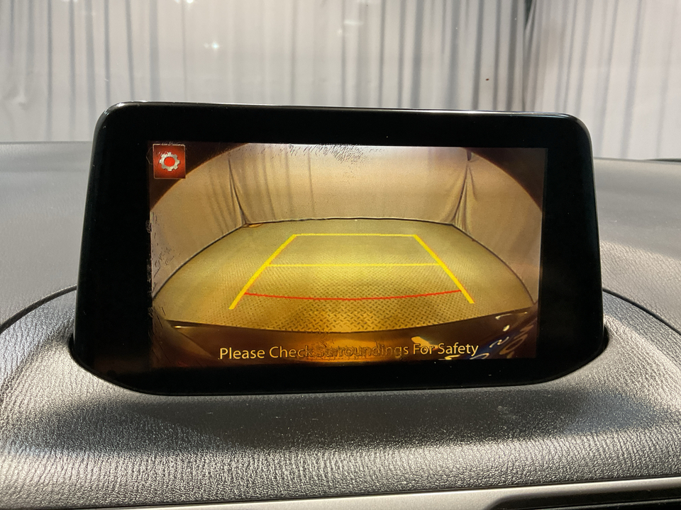 2017 Mazda MAZDA3 i Sport AT 4-Door