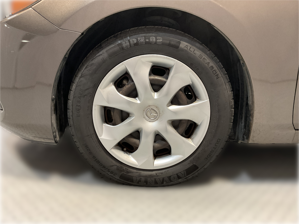 2017 Mazda MAZDA3 i Sport AT 4-Door