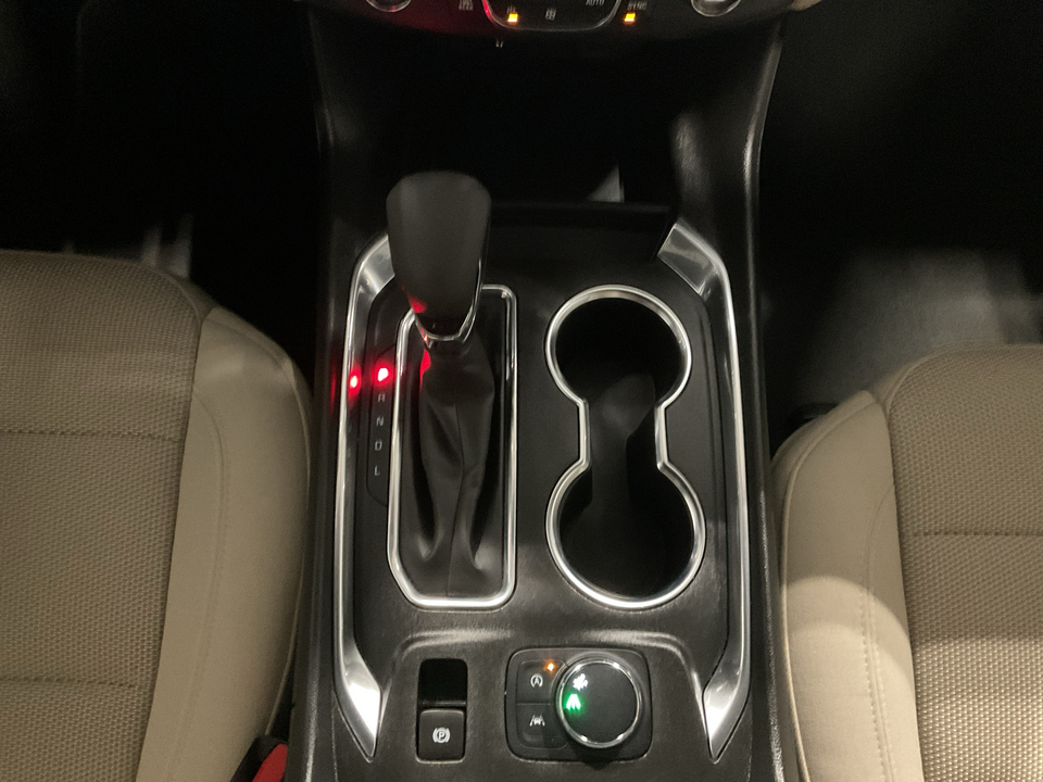2022 Chevrolet Traverse LS FWD