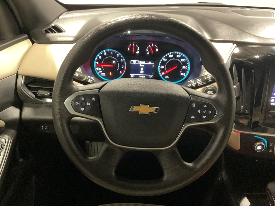 2022 Chevrolet Traverse LS FWD