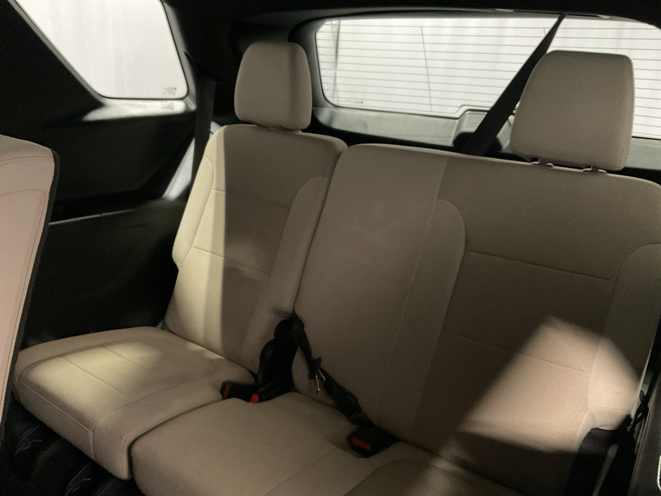 2022 Chevrolet Traverse LS FWD