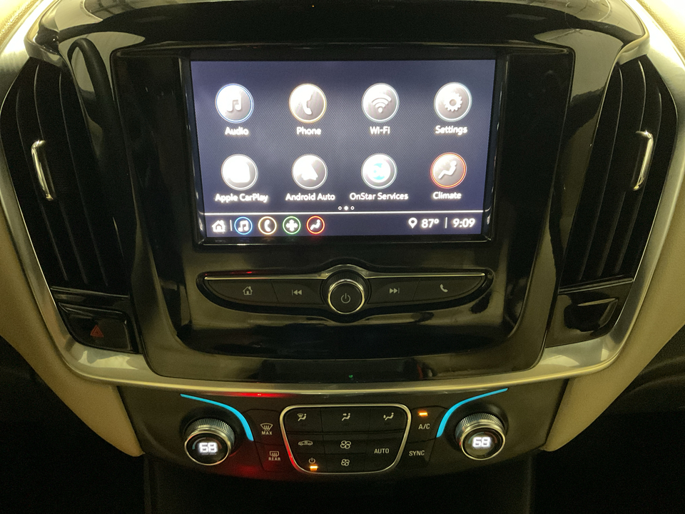 2022 Chevrolet Traverse LS FWD