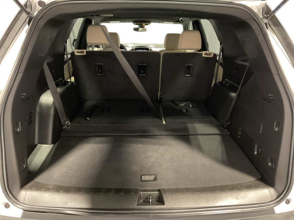 2022 Chevrolet Traverse LS FWD