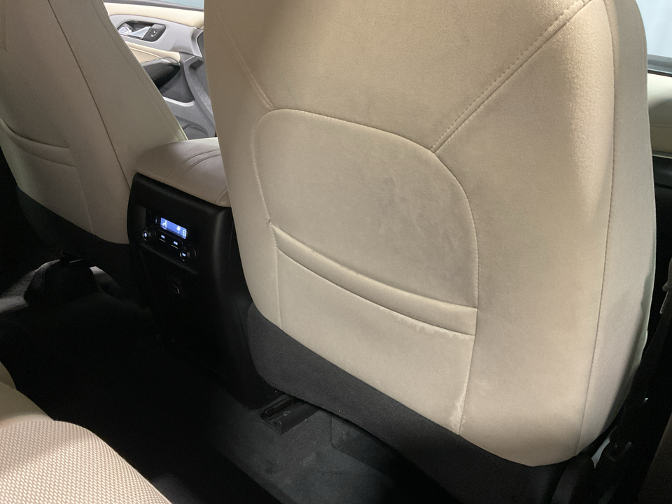 2022 Chevrolet Traverse LS FWD