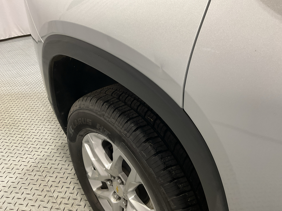 2022 Chevrolet Traverse LS FWD