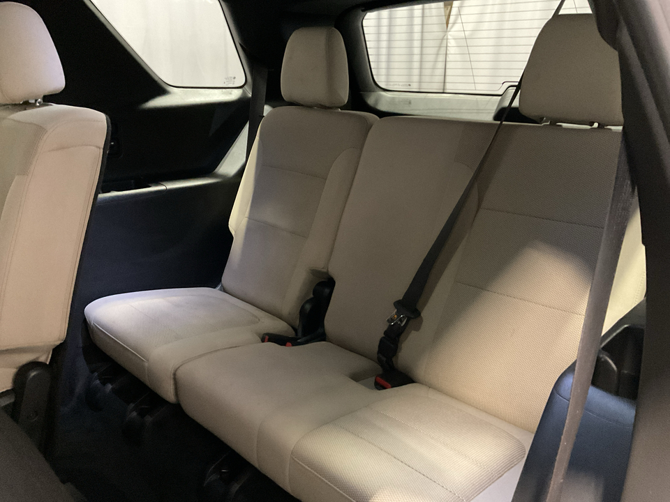 2022 Chevrolet Traverse LS FWD