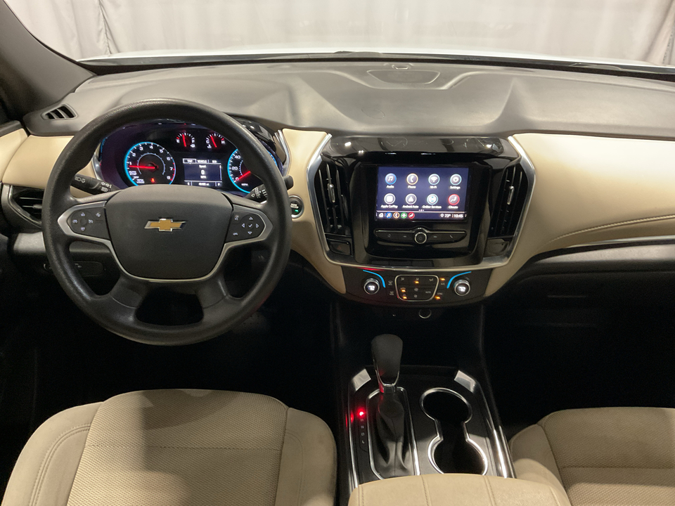 2022 Chevrolet Traverse LS FWD